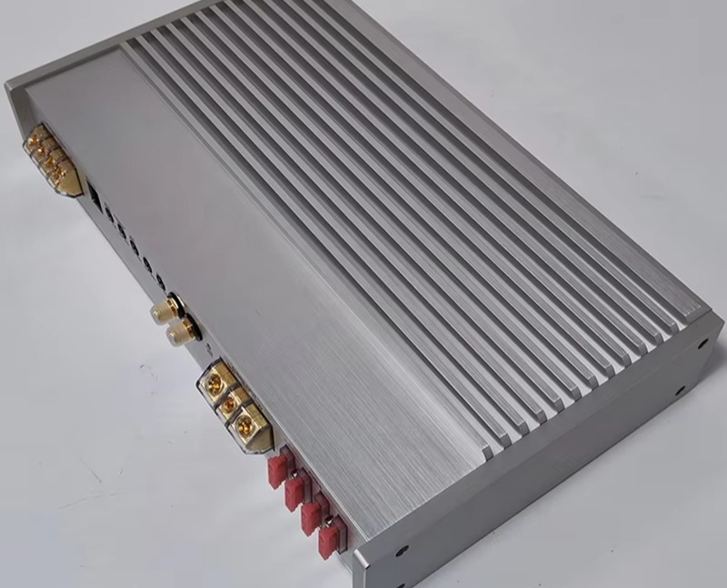XT2000.1D New Design Big Power - đánh giá và giá Class D Amplifier